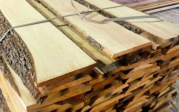 Необрезной , строганный материал из ольхи